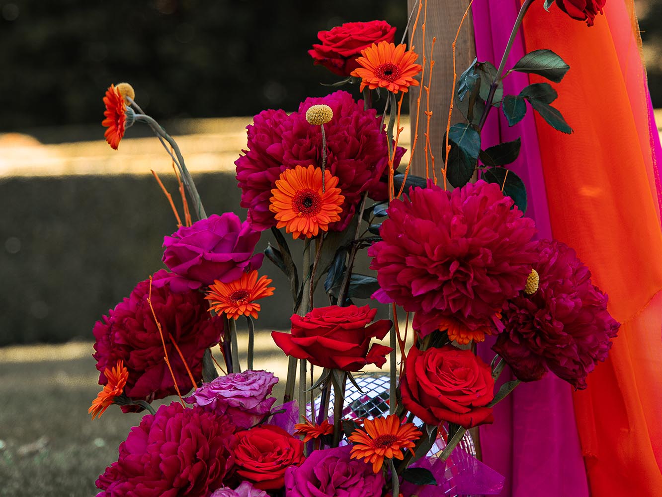 décoration de mariage floral colorée